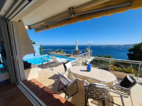Eze sur mer - vue Saint Jean Cap Ferrat